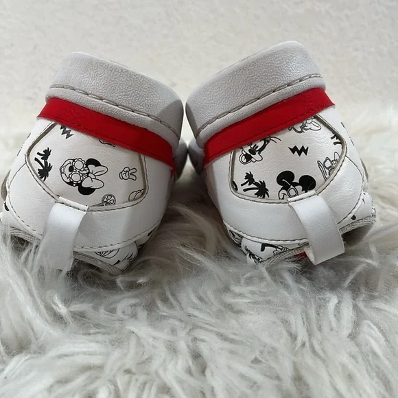 ADIDAS DISNEY Kids Unisex Shoes White & Red Size 8K Pull On Velcro - Picture 10 of 13